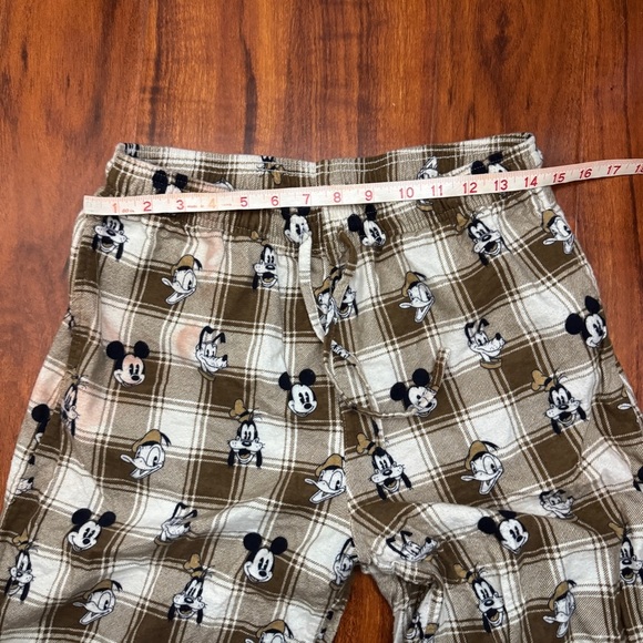 Forever 21 Disney Pajamas Size Medium - Picture 7 of 9